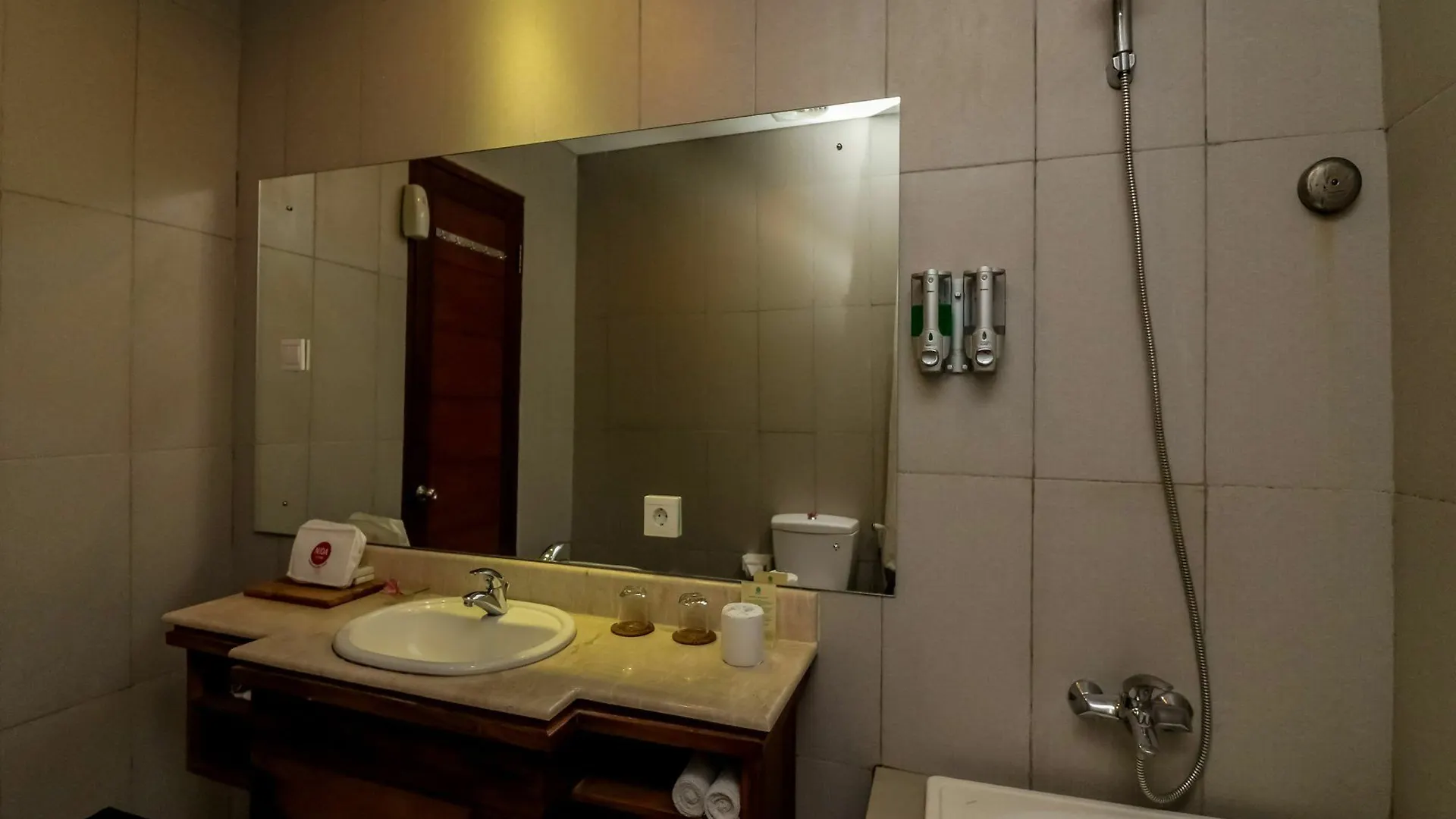 ホテル Nida Rooms Bali Bisma Ubud 8266