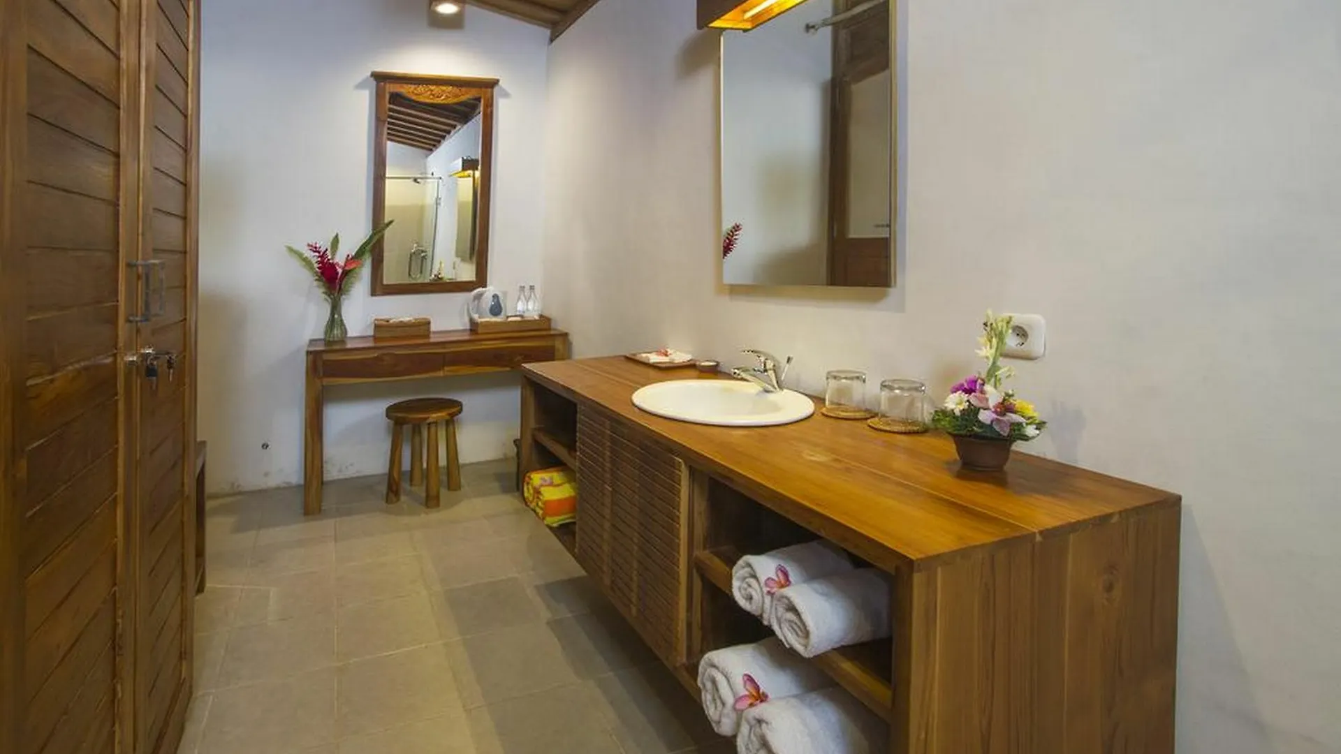 *** ホテル Nida Rooms Bali Bisma Ubud 8266 インドネシア